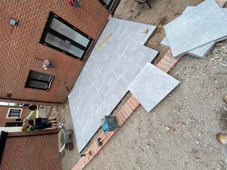 Wall Around The Edge